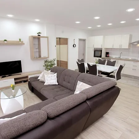 Viki Apartman