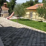 Viki Apartment