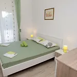 Viki Apartment